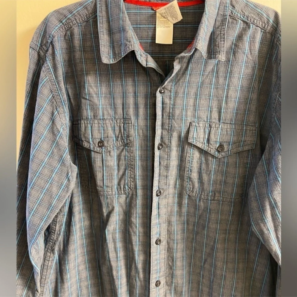 The north face men’s plaid double breasted button up shirt casual. XL‎